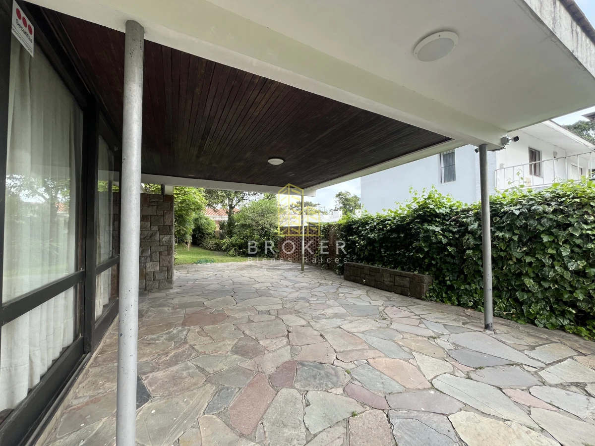 Casa ID.1938/Alquiler_Temporal_Casa_3_dormitorios_en_Pinares_cerca_de_la_Playa_Punta_del_Este_Maldonado - Alquiler Temporal Casa 3 dormitorios en Pinares cerca de la Playa Punta del Este Maldonado