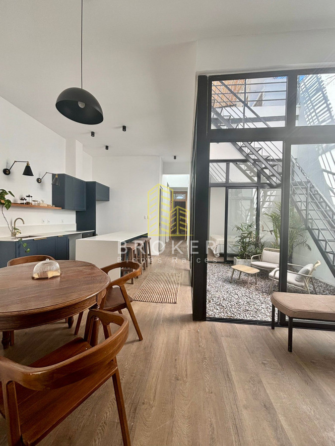 Casa ID.2429/Venta_Casa_Pocitos_3_dormitorios_con_garage!_Moderna_a_Estrenar! - ¡RESERVADA! Venta Casa Pocitos 3 dormitorios con garage! Moderna a Estrenar!