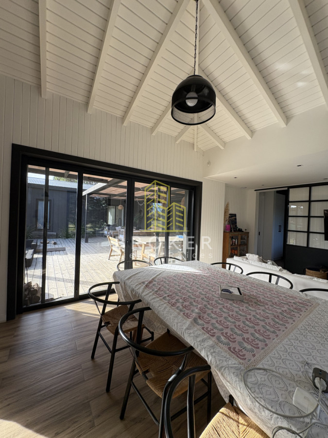 Casa ID.8874/Venta_Casa_La_Barra_Punta_del_Este - Venta Casa La Barra Punta del Este