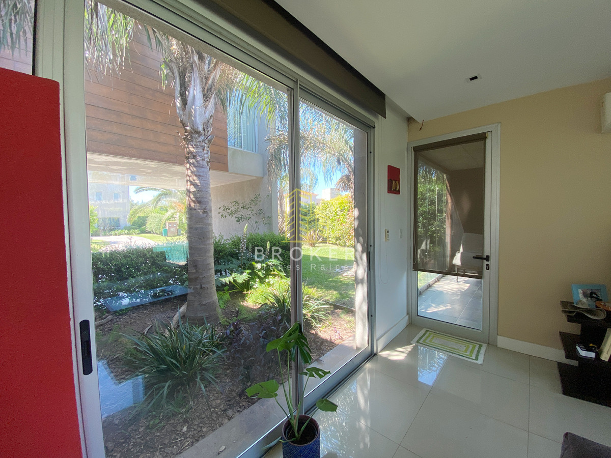 Casa ID.2021/Casa_en_Venta_en_Haras_Santa_María_-_Barrio_Los_Robles - Casa en Venta en Haras Santa María - Barrio Los Robles