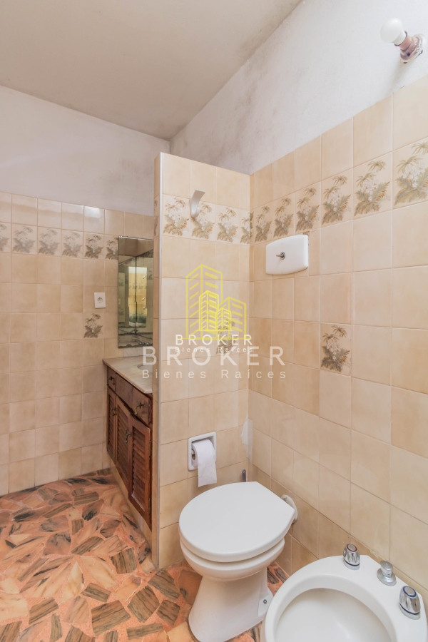 Casa ID.1642/Venta_2_Casas_en_Padrón_Único,_con_Renta_en_Malvín,_Montevideo,_Uruguay - Venta 2 Casas en Padrón Único, con Renta en Malvín, Montevideo, Uruguay