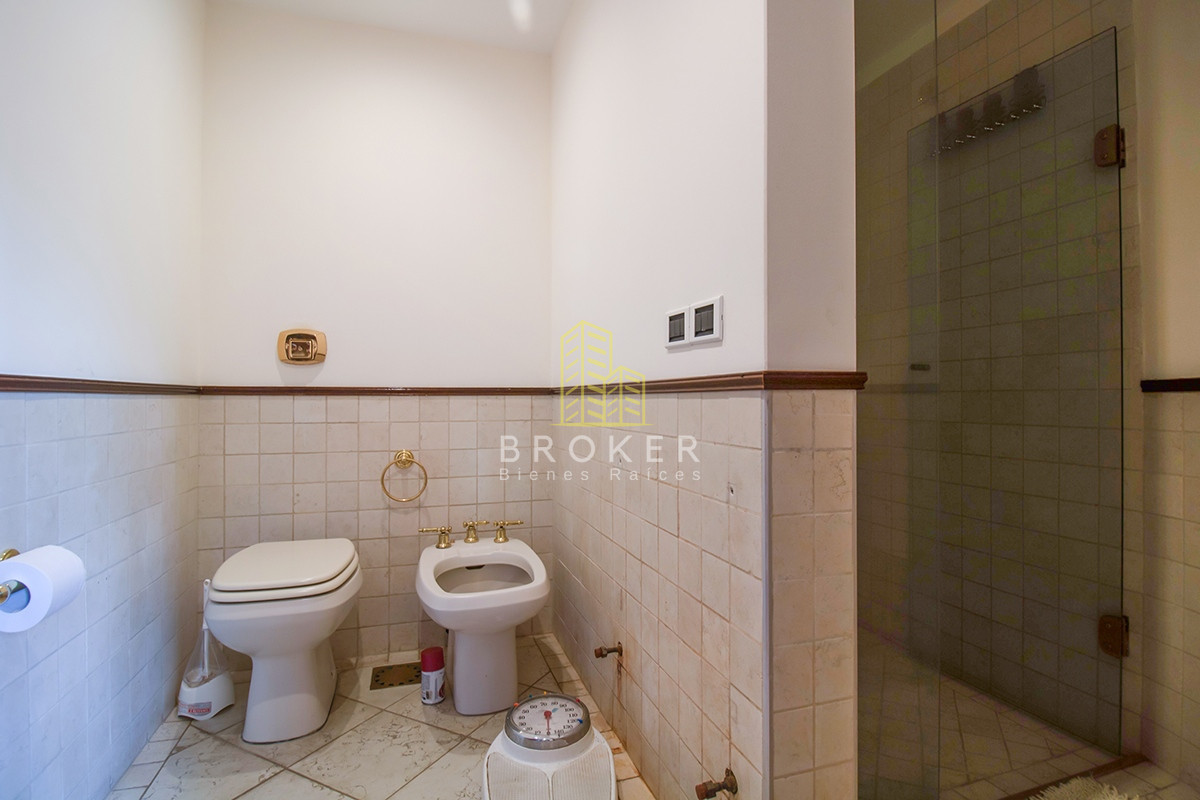 Casa ID.37/Venta_Mansión_frente_al_mar_en_Punta_Del_Este_Playa_Mansa - Venta Mansión frente al mar en Punta Del Este Playa Mansa