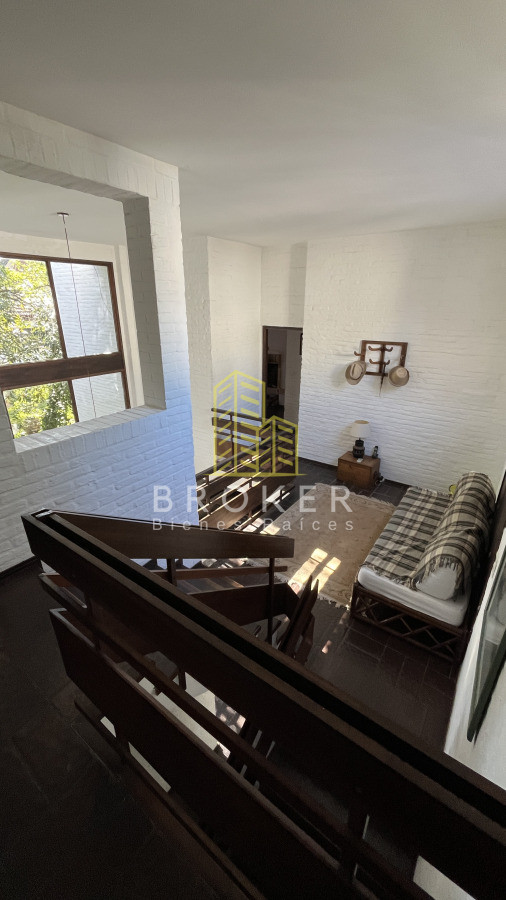 Casa ID.9399 - VENTA CASA PUNTA DEL ESTE Playa Mansa Parada 16