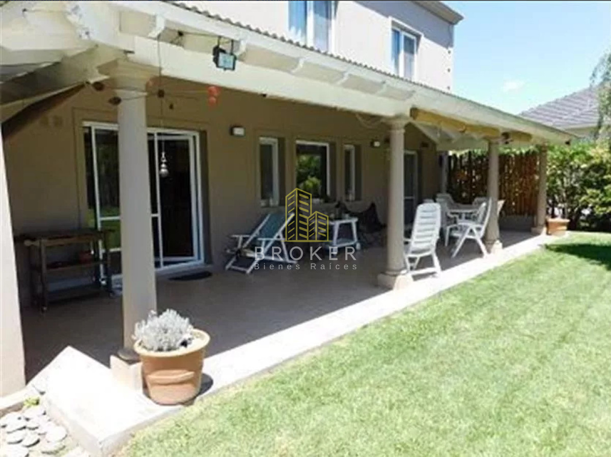 Casa ID.2417/Impecable_Casa_en_Venta_Barrio_Septiembre_Escobar_3_dormitorios_Country - Impecable Casa en Venta Barrio Septiembre Escobar 3 dormitorios Country