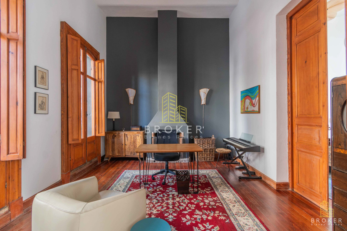 Casa ID.8475/Venta_de_Casa_en_Parque_Rodó_reciclada! - Venta de Casa en Parque Rodó reciclada!
