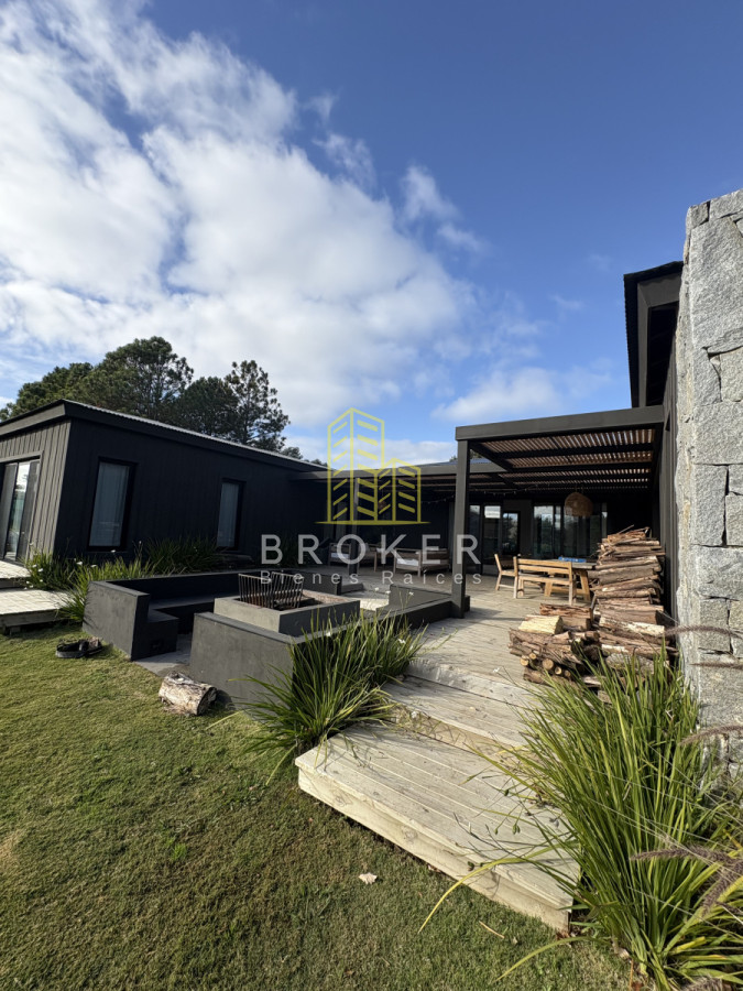 Casa ID.8874/Venta_Casa_La_Barra_Punta_del_Este - Venta Casa La Barra Punta del Este