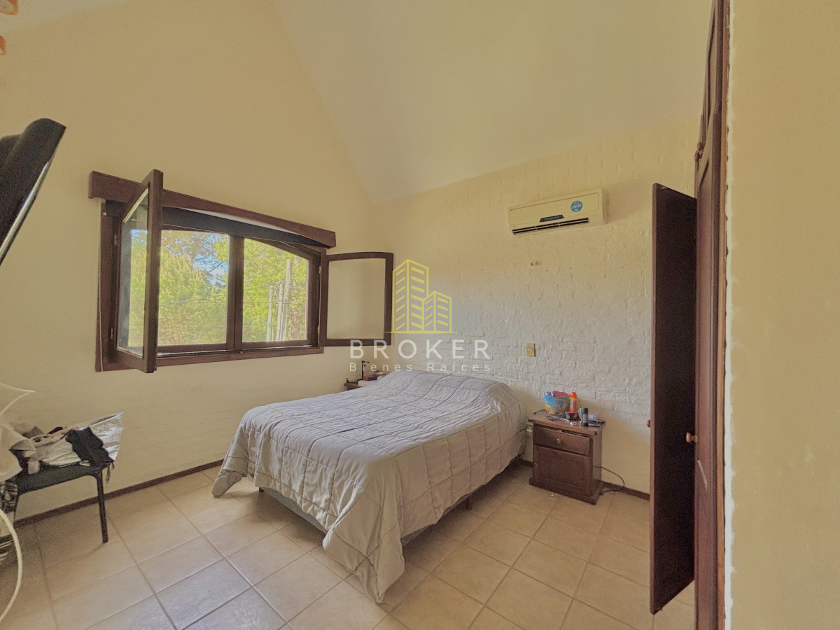 Casa ID.9439/Venta_Casas_Punta_del_Este_5_dormitorios_y_piscina_Jardines_de_Cordoba - Venta Casas Punta del Este 5 dormitorios y piscina Jardines de Cordoba