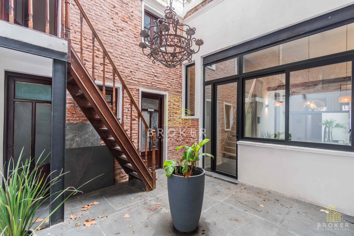 Casa ID.9363/Venta_Casa_Centro_4_dormitorios_reciclada! - Venta Casa Centro 4 dormitorios reciclada!