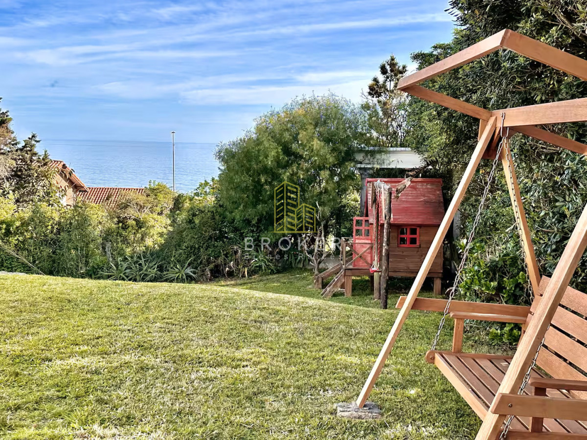 Casa ID.9224/Venta_Casa_Punta_del_Este_4_Dormitorios_a_Pasos_del_Mar_Playa_Mansa - Venta Casa Punta del Este 4 Dormitorios a Pasos del Mar Playa Mansa
