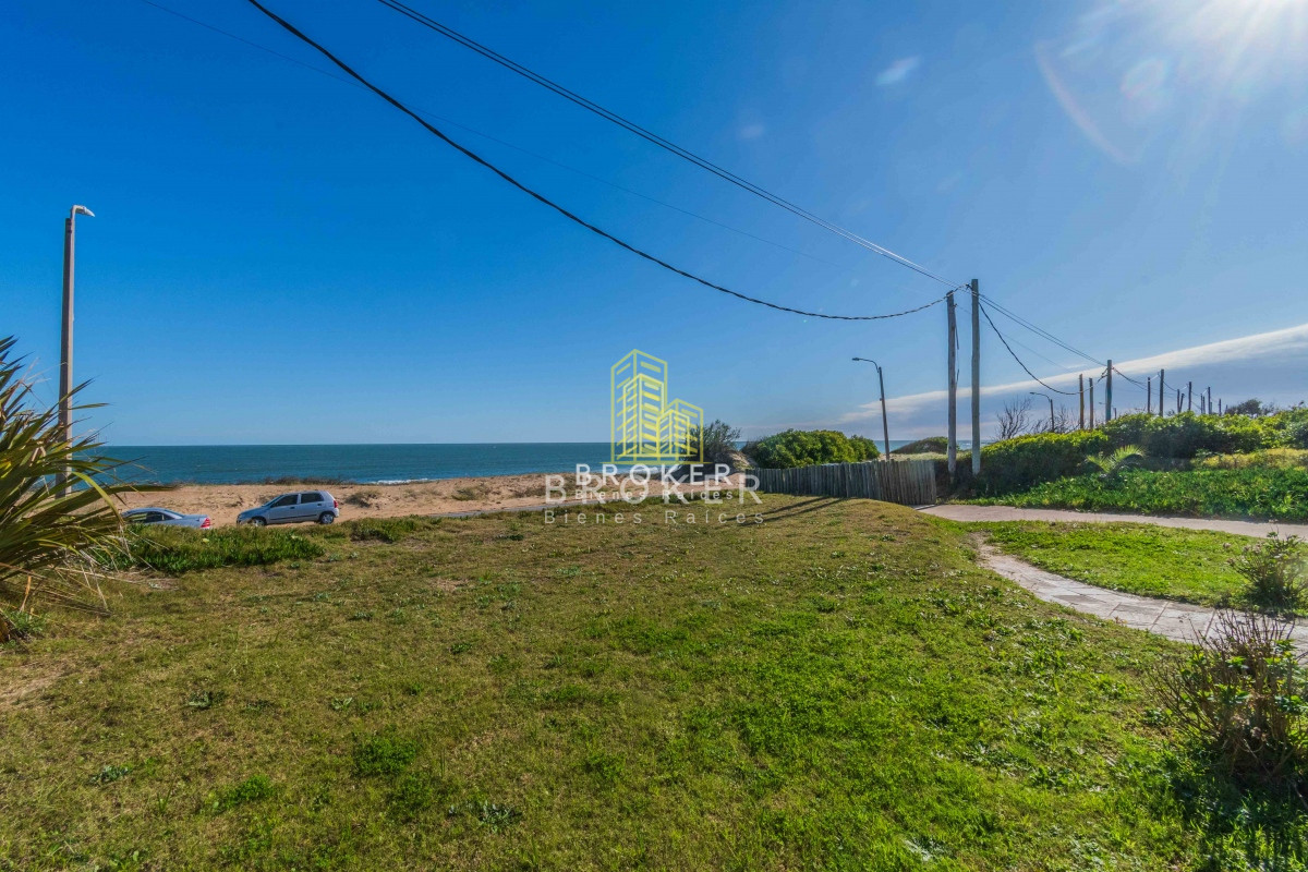 Casa ID.573/Venta_de_Casa_en_Piriapolis_San_Francisco_frente_al_mar!_3_dormitorios! - Venta de Casa en Piriapolis San Francisco frente al mar! 4 dormitorios!