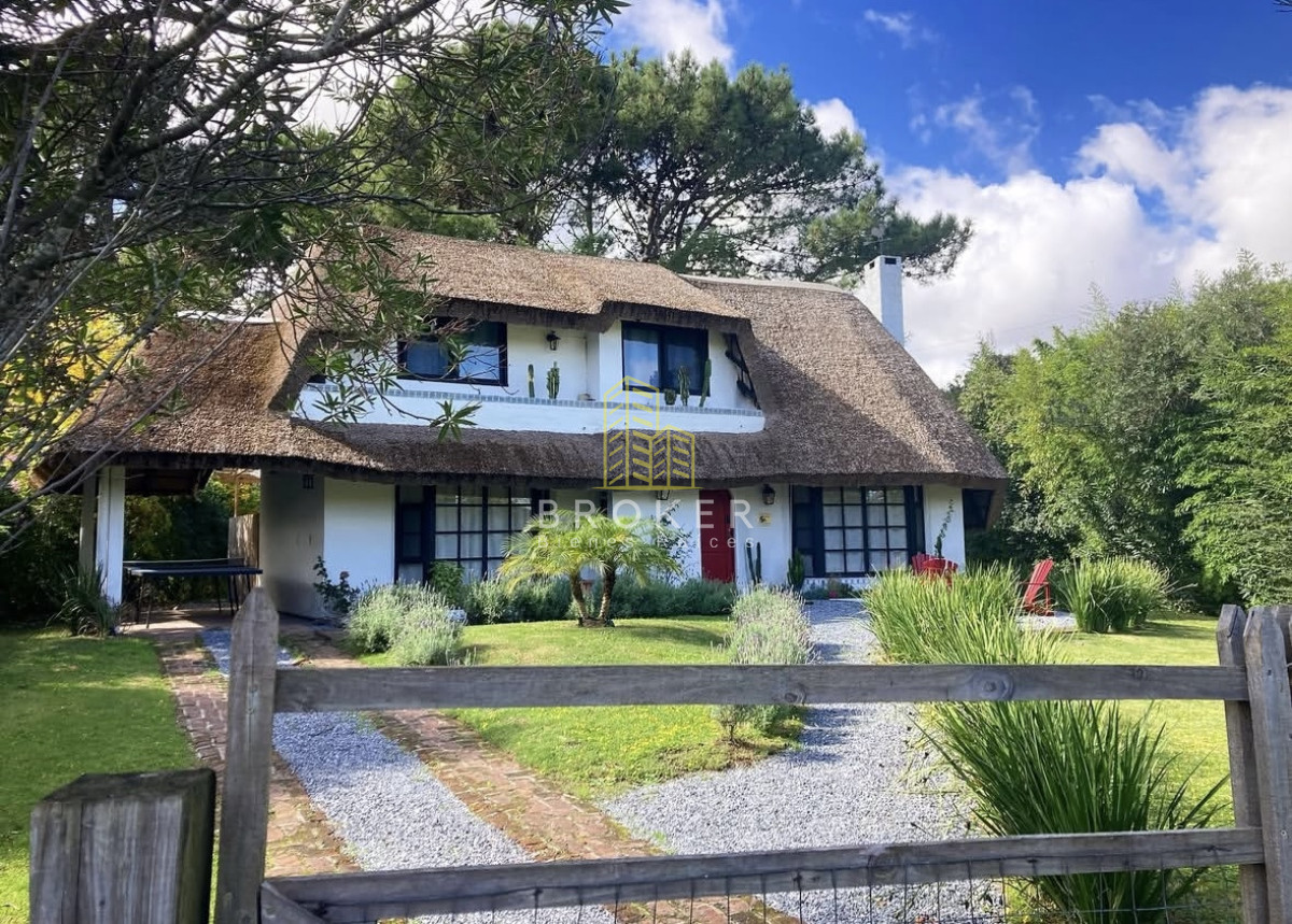 Casa ID.9180/Alquiler_temporario_Casa_3_dormitorios_Pinares_Punta_del_Este - Alquiler temporario Casa 3 dormitorios Pinares Punta del Este