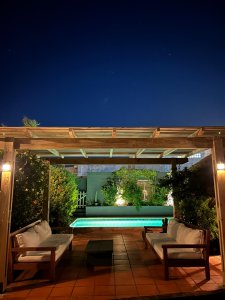 Alquiler de hermosa casa de 3 dormitorios, piscina y gran jardín, a pasos de Playa Bikini, Manantiales