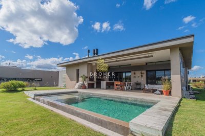 Venta Casa 3 Dormitorios Viñedos De La Tahona Barrio Privado 