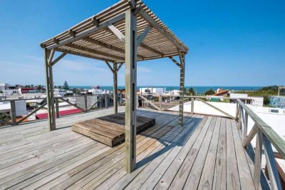 Venta de amplia casa en el corazon de la barra, Punta del Este.