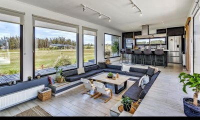 Venta de impresionante casa en El Quijote barrio cerrado, de 6 dormitorios, en La Barra