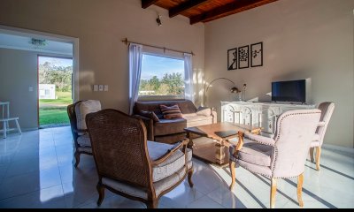 Oportunidad en venta de casa en barrio privado, 3 dormitorios en Punta Ballena. Punta del Este, Uruguay