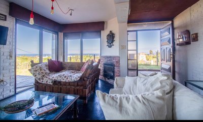 Venta de casa de 4 dormitorios mas dependencia en el Chorro. . Punta del Este, Uruguay.