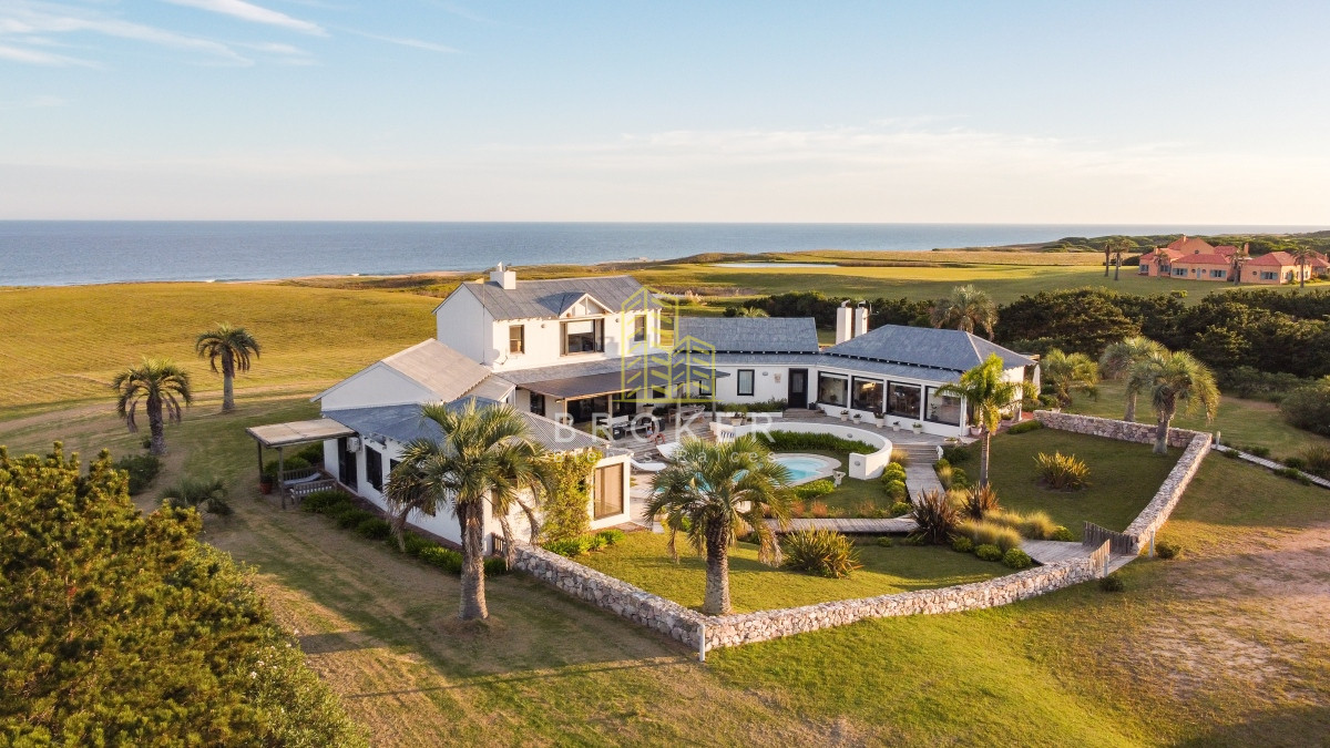 Chacra ID.1207/Venta_Chacra_en_Rocha_frente_al_mar_-_Las_Garzas - Venta Chacra en Rocha frente al mar - Las Garzas