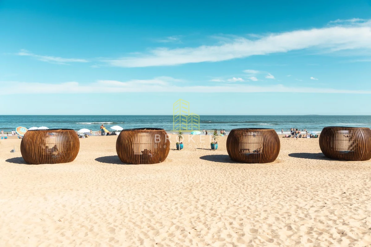 Terreno ID.9447/Venta_terreno_barrio_privado_punta_del_este_aura_ - Venta terreno barrio privado punta del este aura 