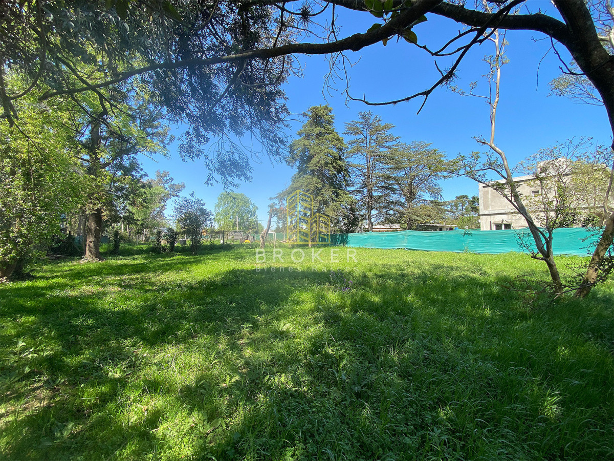Terreno ID.2027/Lote_de_250_m²_en_Venta__Los_Mandarinos_II,_Loma_Verde - Lote de 250 m² en Venta  Los Mandarinos II, Loma Verde