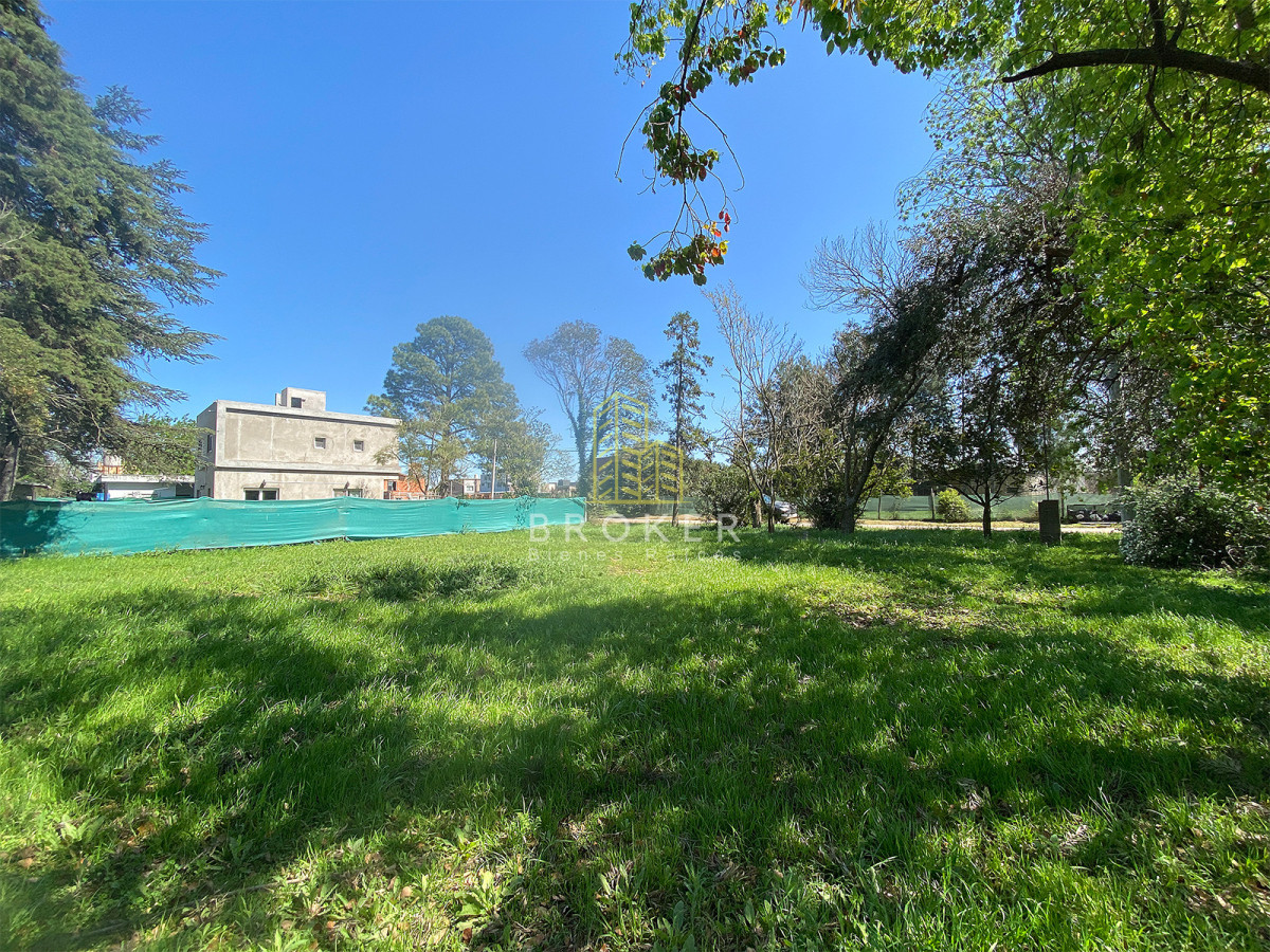 Terreno ID.2027/Lote_de_250_m²_en_Venta__Los_Mandarinos_II,_Loma_Verde - Lote de 250 m² en Venta  Los Mandarinos II, Loma Verde