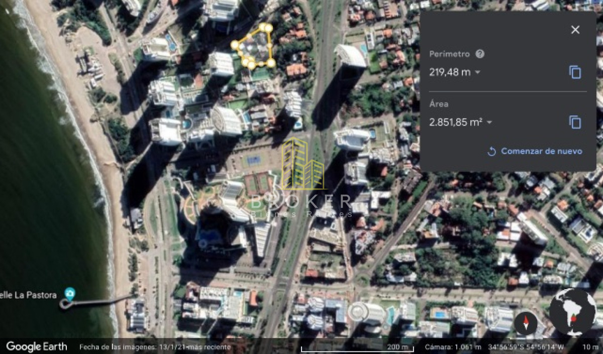 Terreno ID.8592/Venta_Lote_de_2828m2_Punta_del_Este_a_metros_del_Conrad_para_desarrollar_edificio_torre - Venta Lote de 2828m2 Punta del Este a metros del Conrad para desarrollar edificio torre