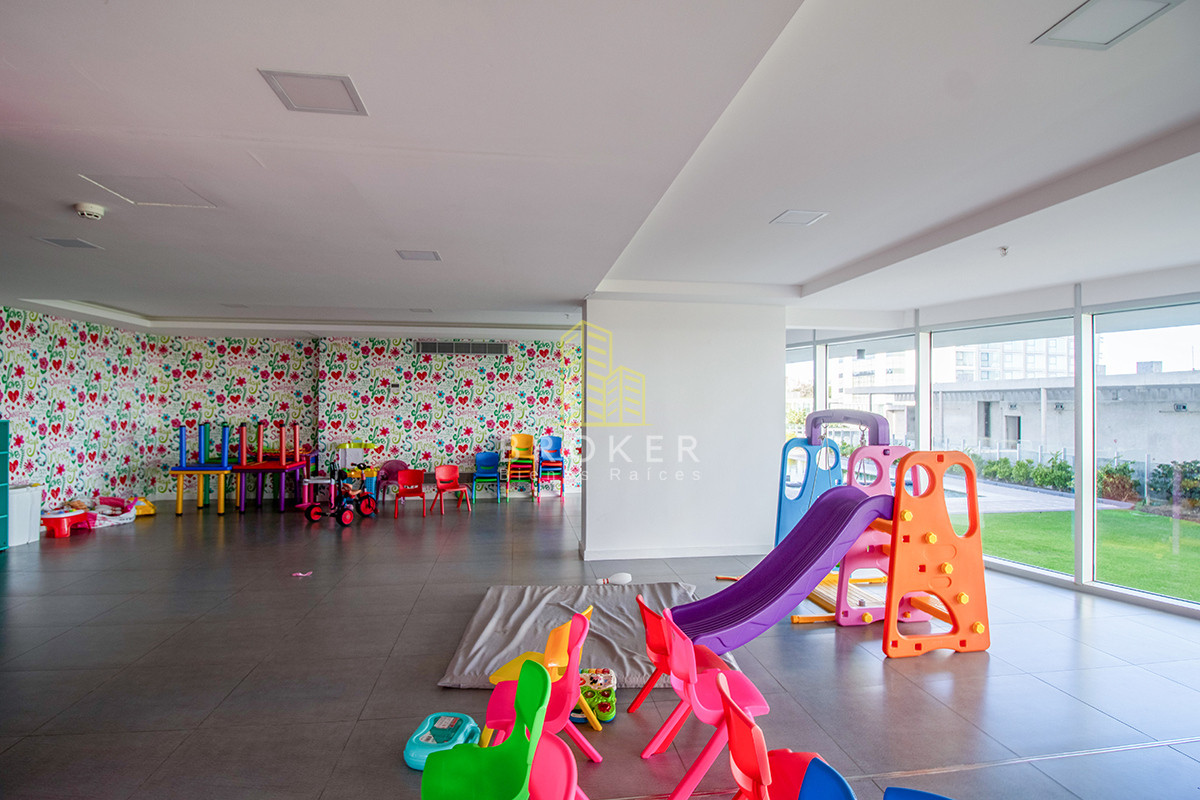 Apartamento ID.2111/Venta_de_apartamento_de_categoria,_dos_dormitorios_y_medio_en_la_brava_con_vista_al_mar._ - Venta de apartamento de categoria, dos dormitorios y medio en la brava con vista al mar. 
