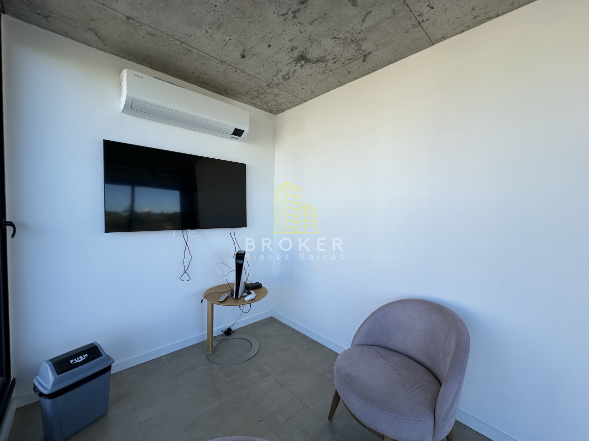 Apartamento ID.2459/OPORTUNIDAD_EN_PIRMERA_LINEA_MANSA_APARTAMENTO_DE_2_DORMITORIOS - OPORTUNIDAD EN PIRMERA LINEA MANSA APARTAMENTO DE 2 DORMITORIOS