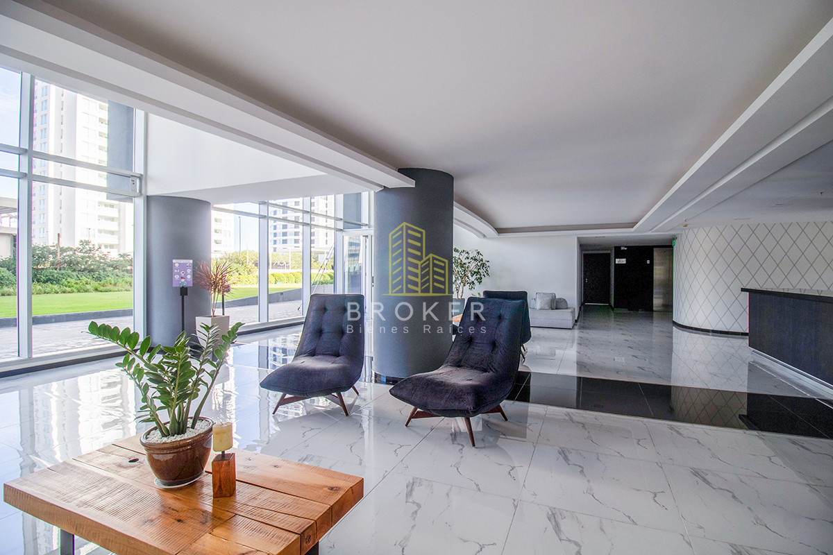 Apartamento ID.2111/Venta_de_apartamento_de_categoria,_dos_dormitorios_y_medio_en_la_brava_con_vista_al_mar._ - Venta de apartamento de categoria, dos dormitorios y medio en la brava con vista al mar. 