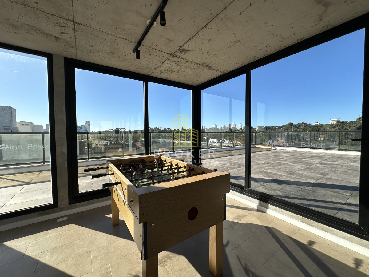 Apartamento ID.2459/OPORTUNIDAD_EN_PIRMERA_LINEA_MANSA_APARTAMENTO_DE_2_DORMITORIOS - OPORTUNIDAD EN PIRMERA LINEA MANSA APARTAMENTO DE 2 DORMITORIOS