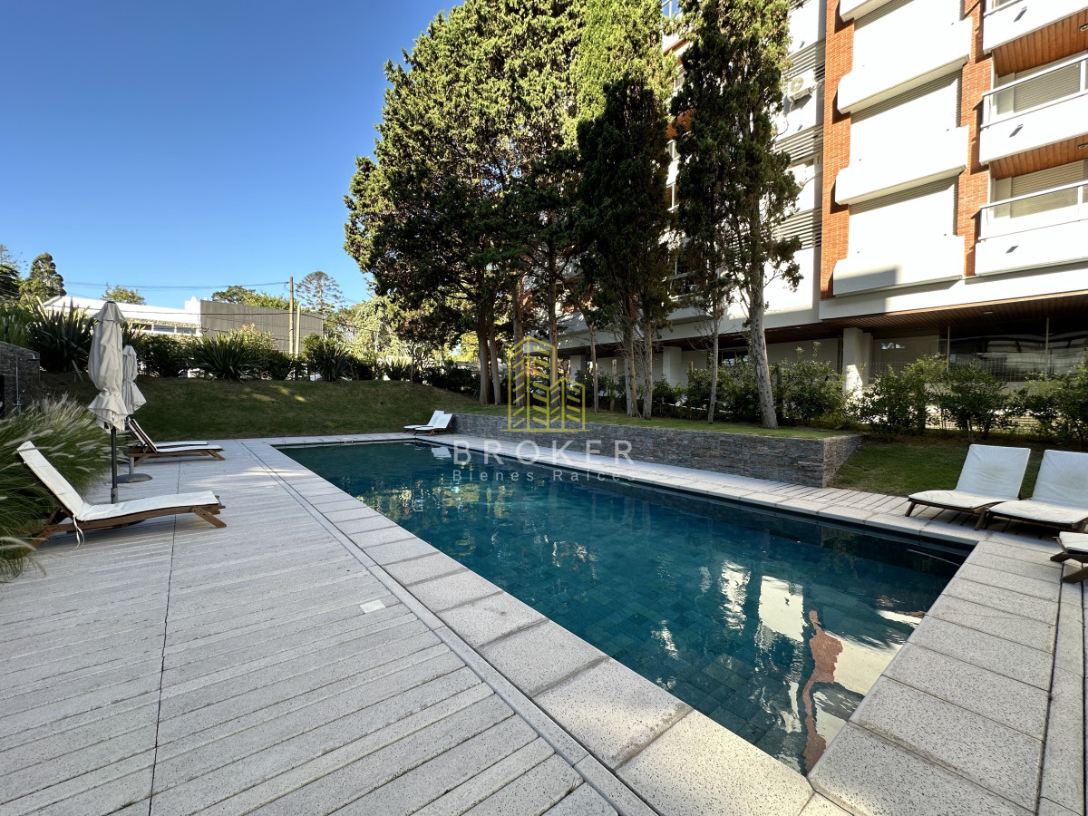 Apartamento ID.2459/OPORTUNIDAD_EN_PIRMERA_LINEA_MANSA_APARTAMENTO_DE_2_DORMITORIOS - OPORTUNIDAD EN PIRMERA LINEA MANSA APARTAMENTO DE 2 DORMITORIOS