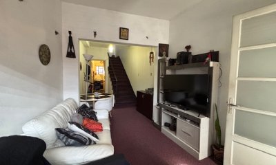 Oficina Sosa - Vilardebó y Millán casa en propiedad horizontal independiente y al frente tipo Dúplex