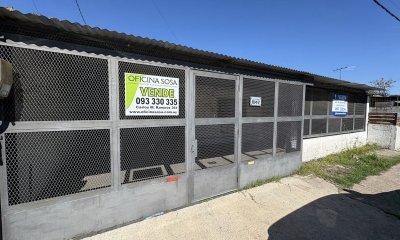 CASA CON GARAGE PARA 2 AUTOS Y AMPIO PATIO - LA PALOMA ESQ. VISCAYA