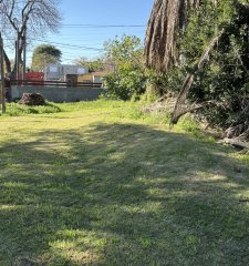 YAÑEZ PINZON ESQUINA MOLINA CASA CON TERRENO
