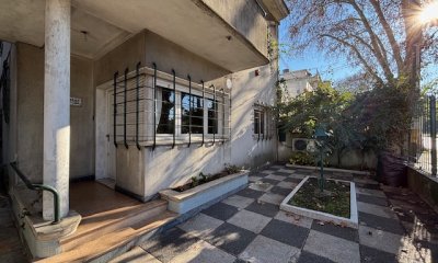 Oficina Sosa - Luis Alberto de Herrera próximo a Gral Flores excelente construcción gran metraje de terreno y edificado