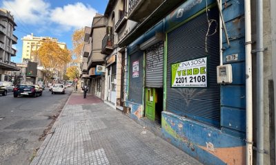 Oficina Sosa - Paraguay y Galicia local al frente de 41mts2 con baño, a reciclar
