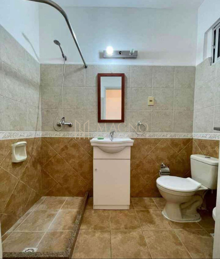 Apartamento ID.499 - Apartamento 2 dormitorios sobre rambla Punta Carretas - con renta- Ideal inversores