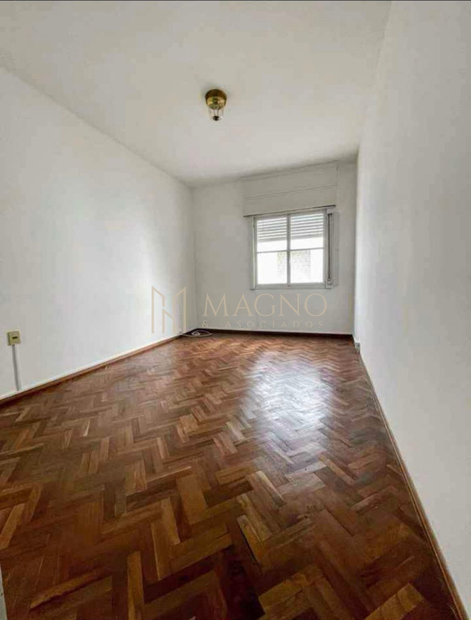 Apartamento ID.499 - Apartamento 2 dormitorios sobre rambla Punta Carretas - con renta- Ideal inversores
