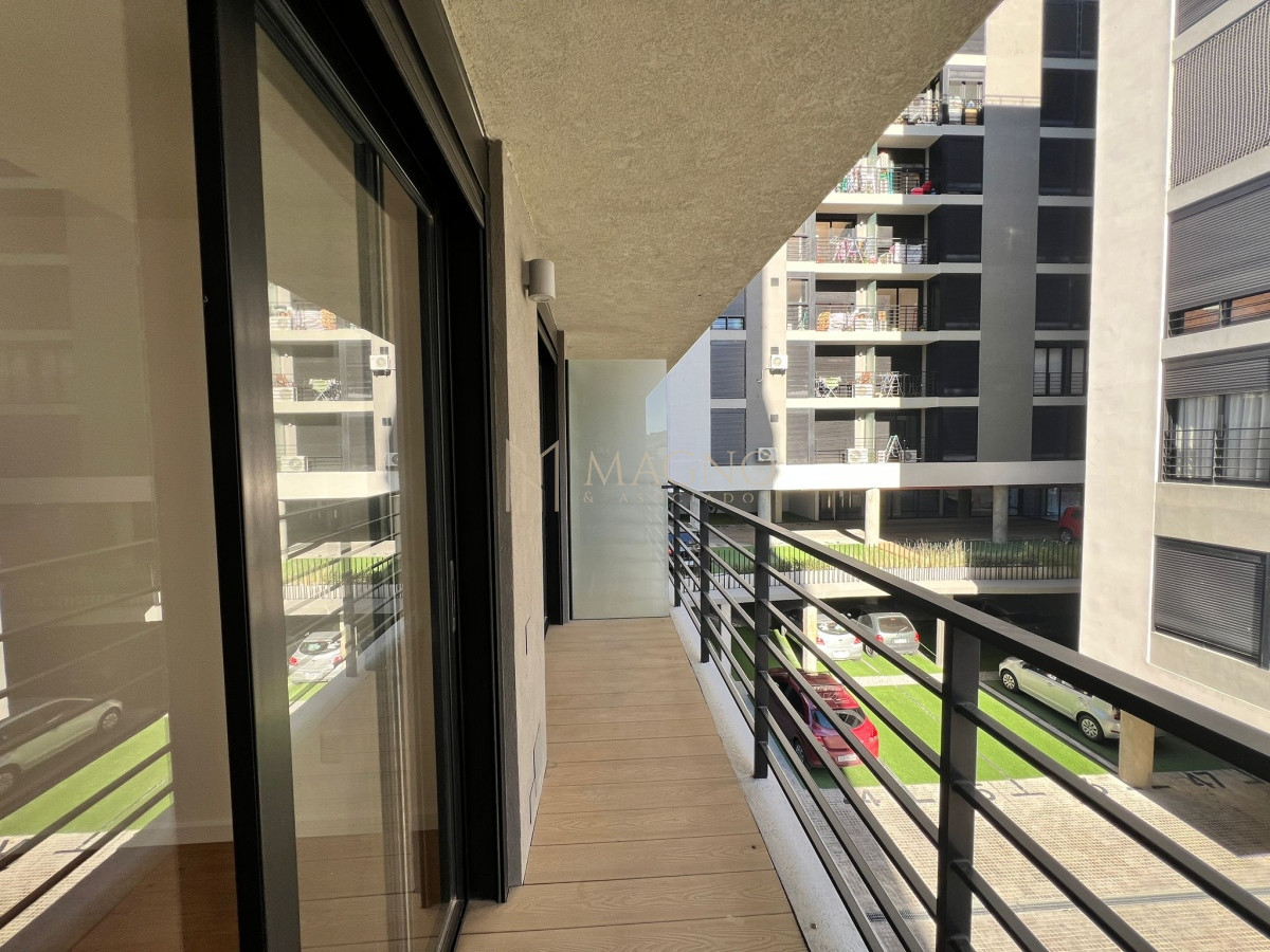 Apartamento ID.505 - Apartamento muy luminoso ubicado en segundo piso en La Blanqueada