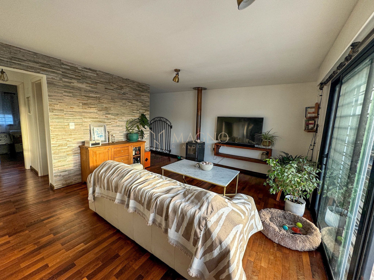 Apartamento ID.622 - Apartamento Malvin 2 dorm, parrillero y garage