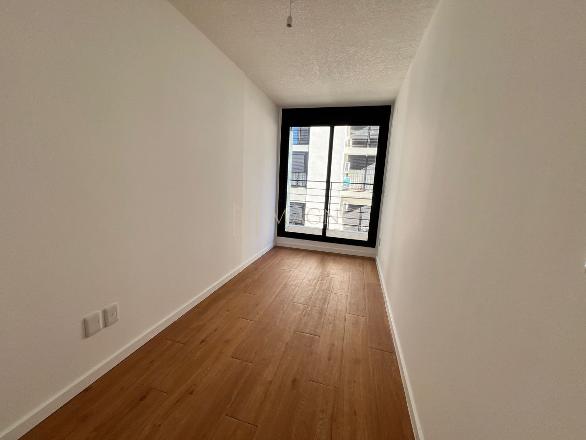 Apartamento ID.505 - Apartamento muy luminoso ubicado en segundo piso en La Blanqueada