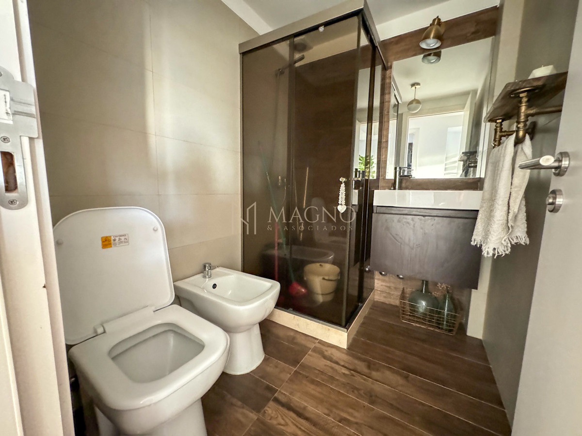 Apartamento ID.622 - Apartamento Malvin 2 dorm, parrillero y garage