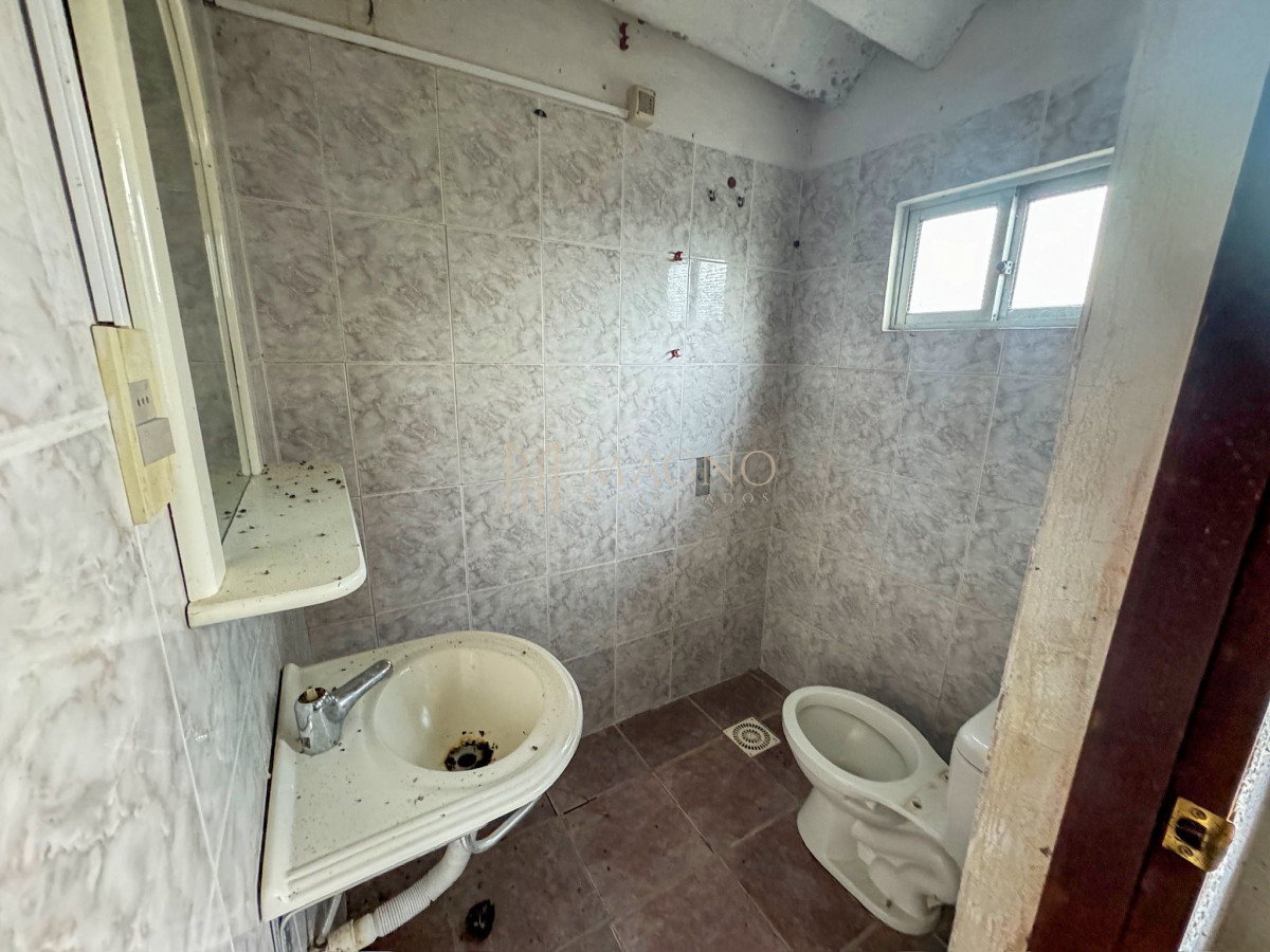 Casa ID.593 - Se vende casa con apto en Parque del Plata