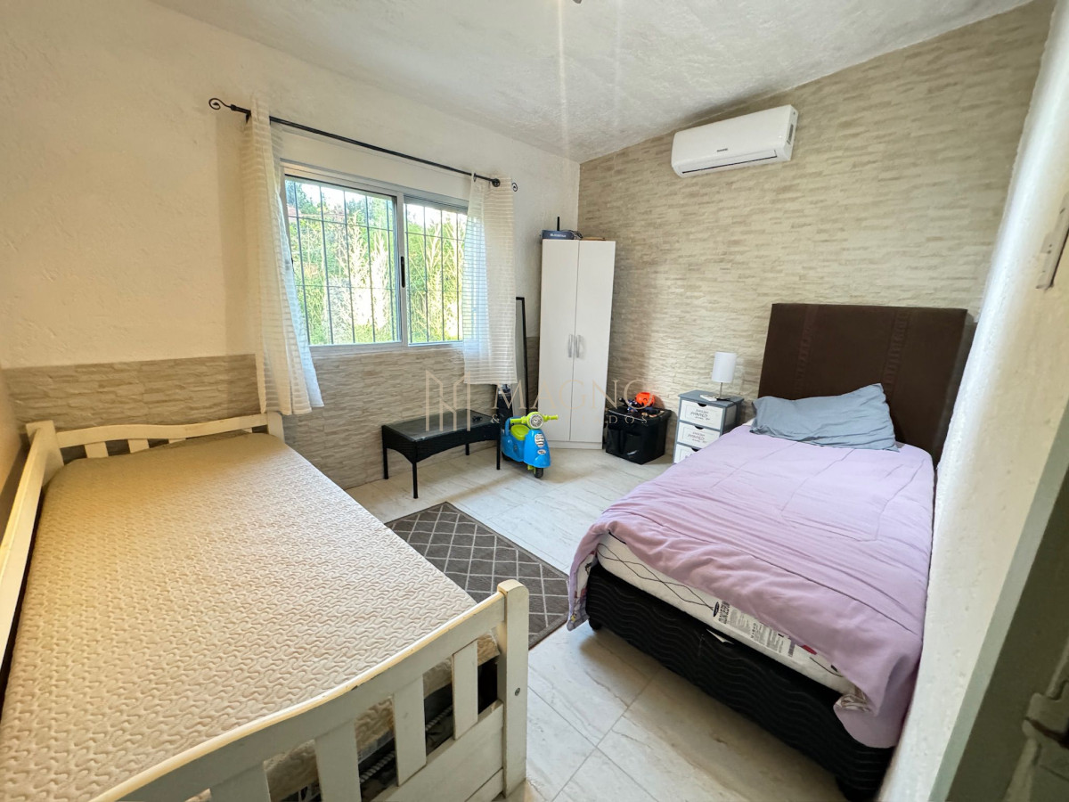 Casa ID.593 - Se vende casa con apto en Parque del Plata