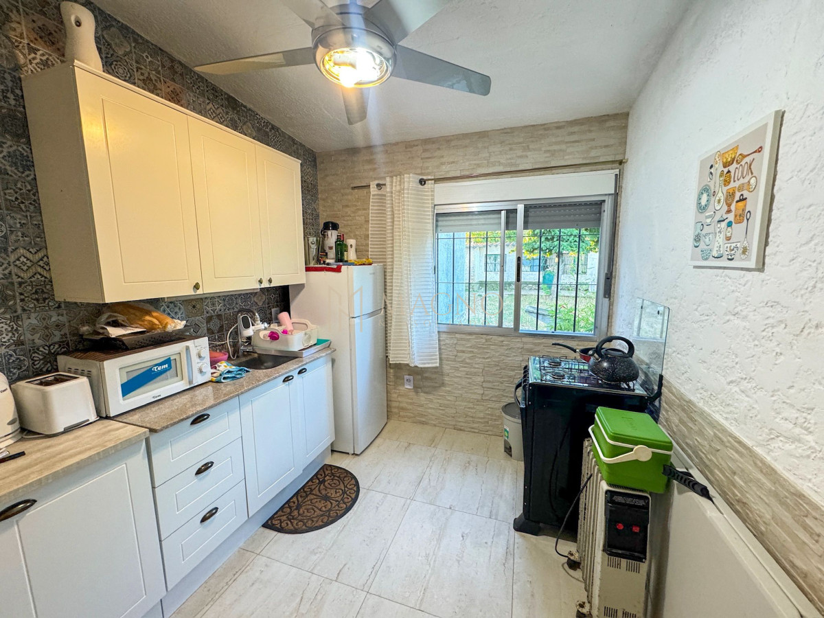 Casa ID.593 - Se vende casa con apto en Parque del Plata