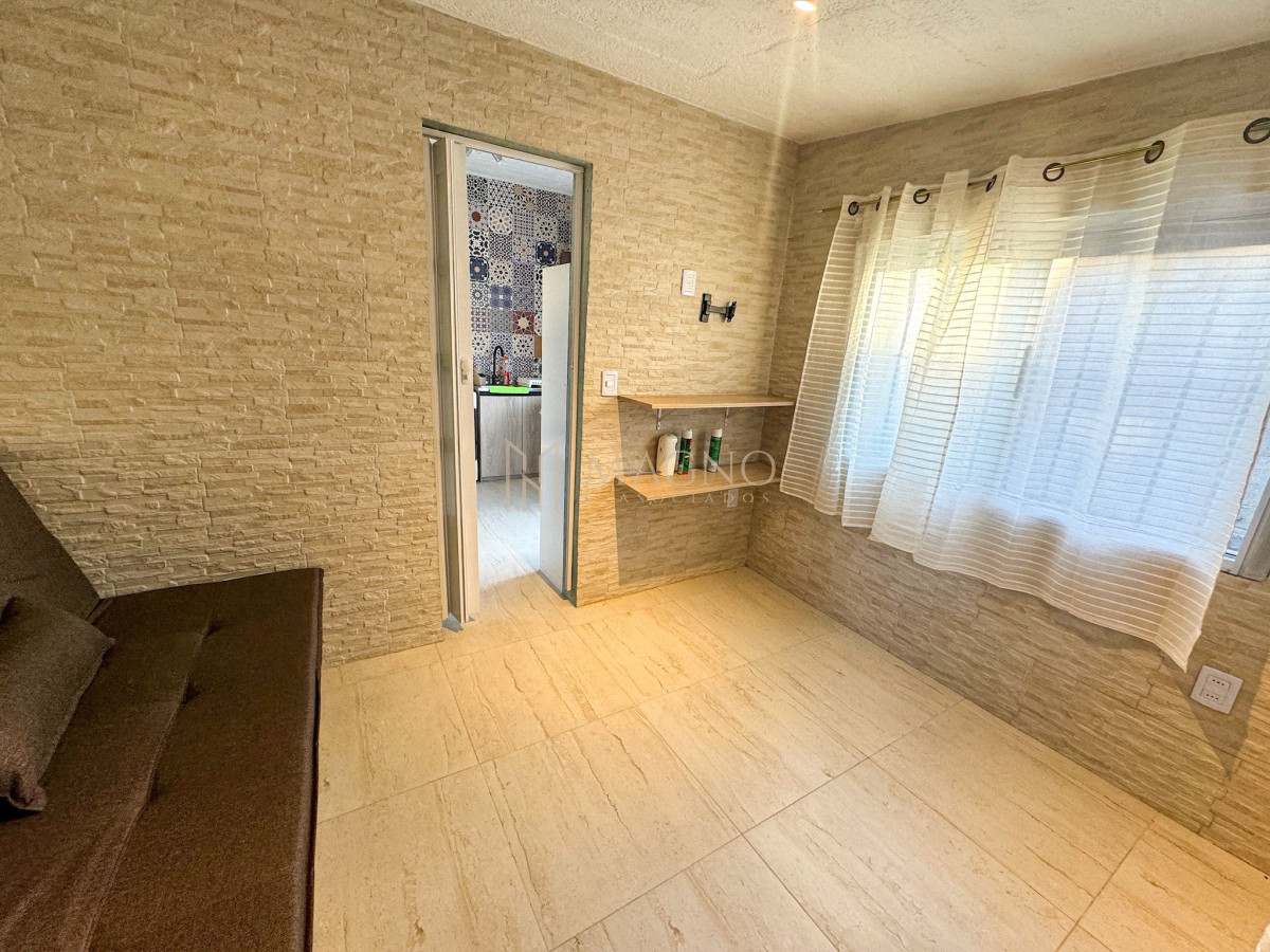 Casa ID.593 - Se vende casa con apto en Parque del Plata