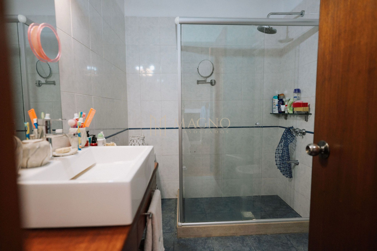 Casa ID.628 - Venta Casa 3 dormitorios piscina climatizada en Solymar 