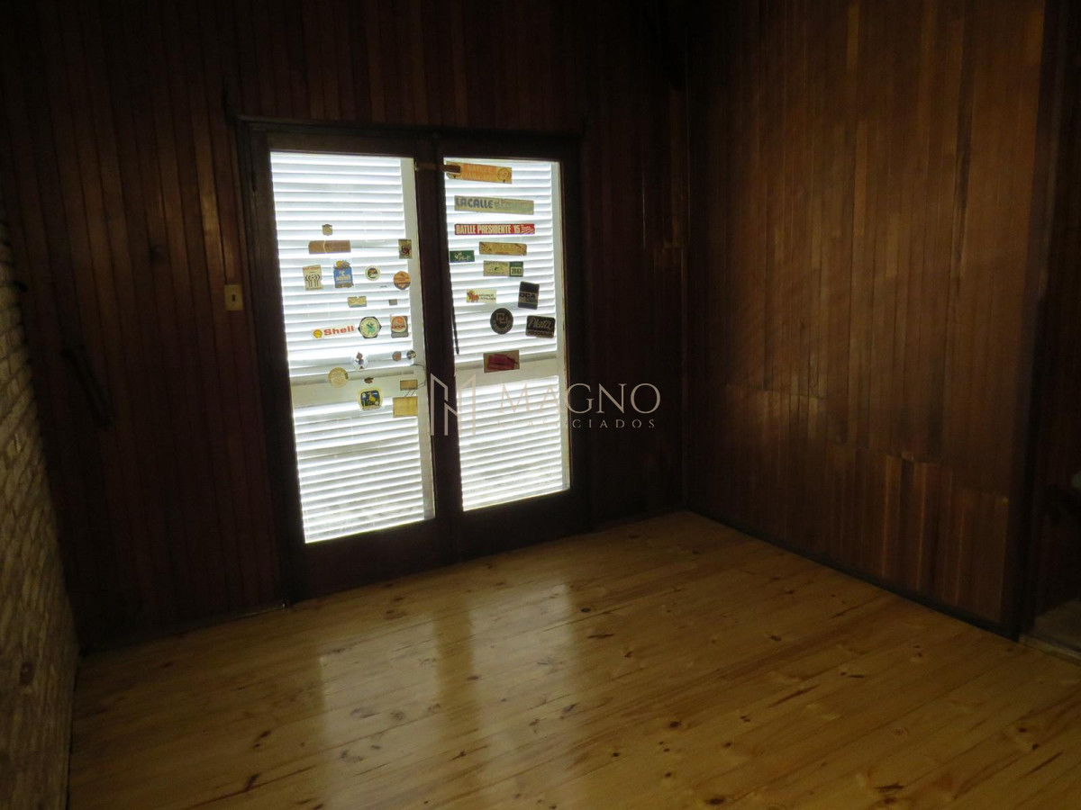 Casa ID.596 - Casa en venta con piscina en Carrasco