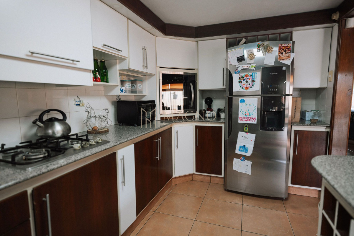 Casa ID.628 - Venta Casa 3 dormitorios piscina climatizada en Solymar 