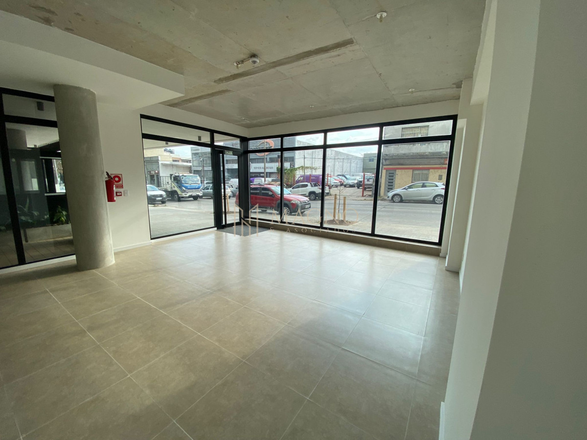 Local Comercial ID.89 - Local comercial en La Blanqueada